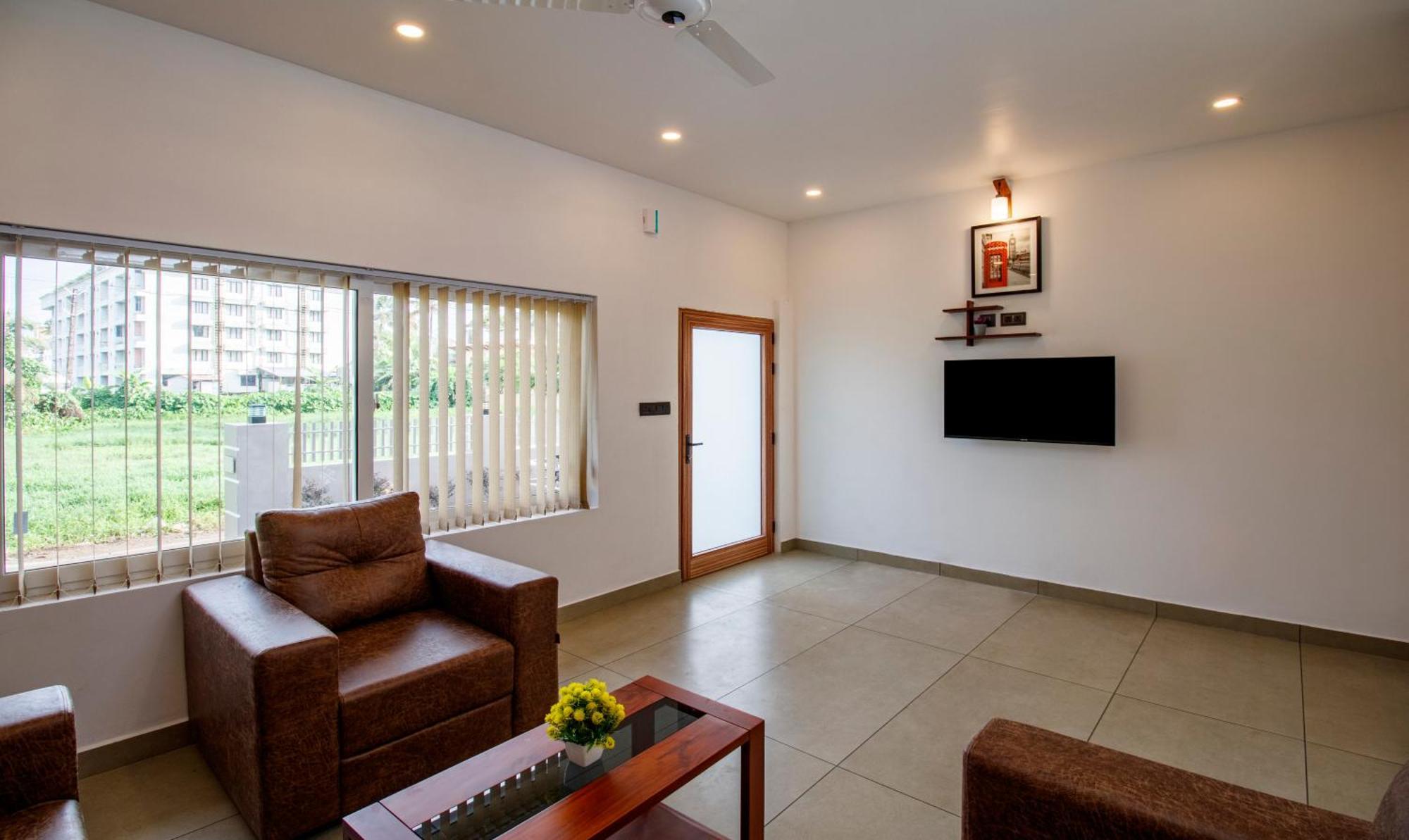 Treebo Amigos Residency Cochin Airport Hotel Kochi Luaran gambar