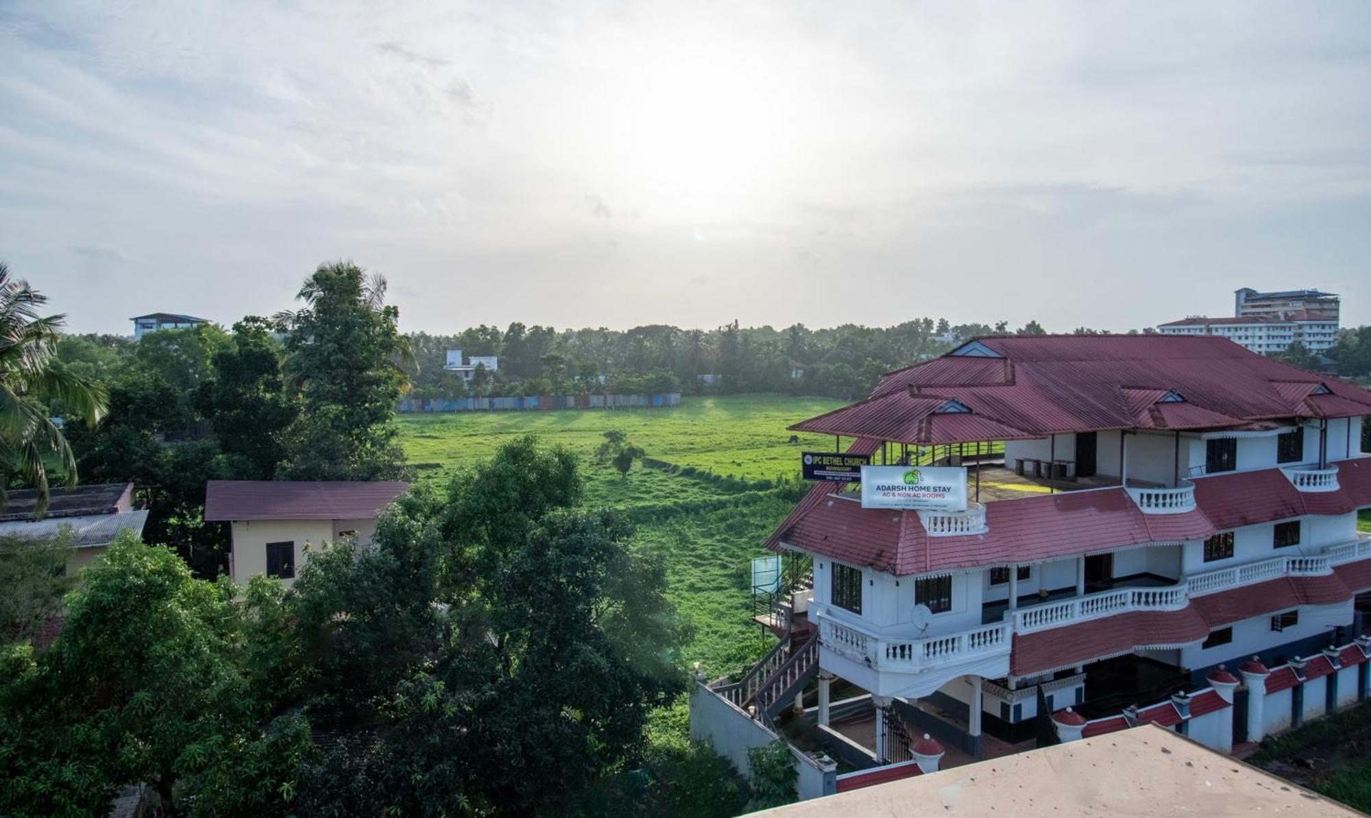 Treebo Amigos Residency Cochin Airport Hotel Kochi Luaran gambar